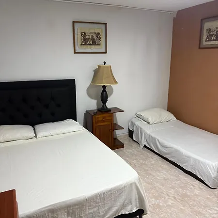 Casa Hotel La 33 Medellin Exterior photo